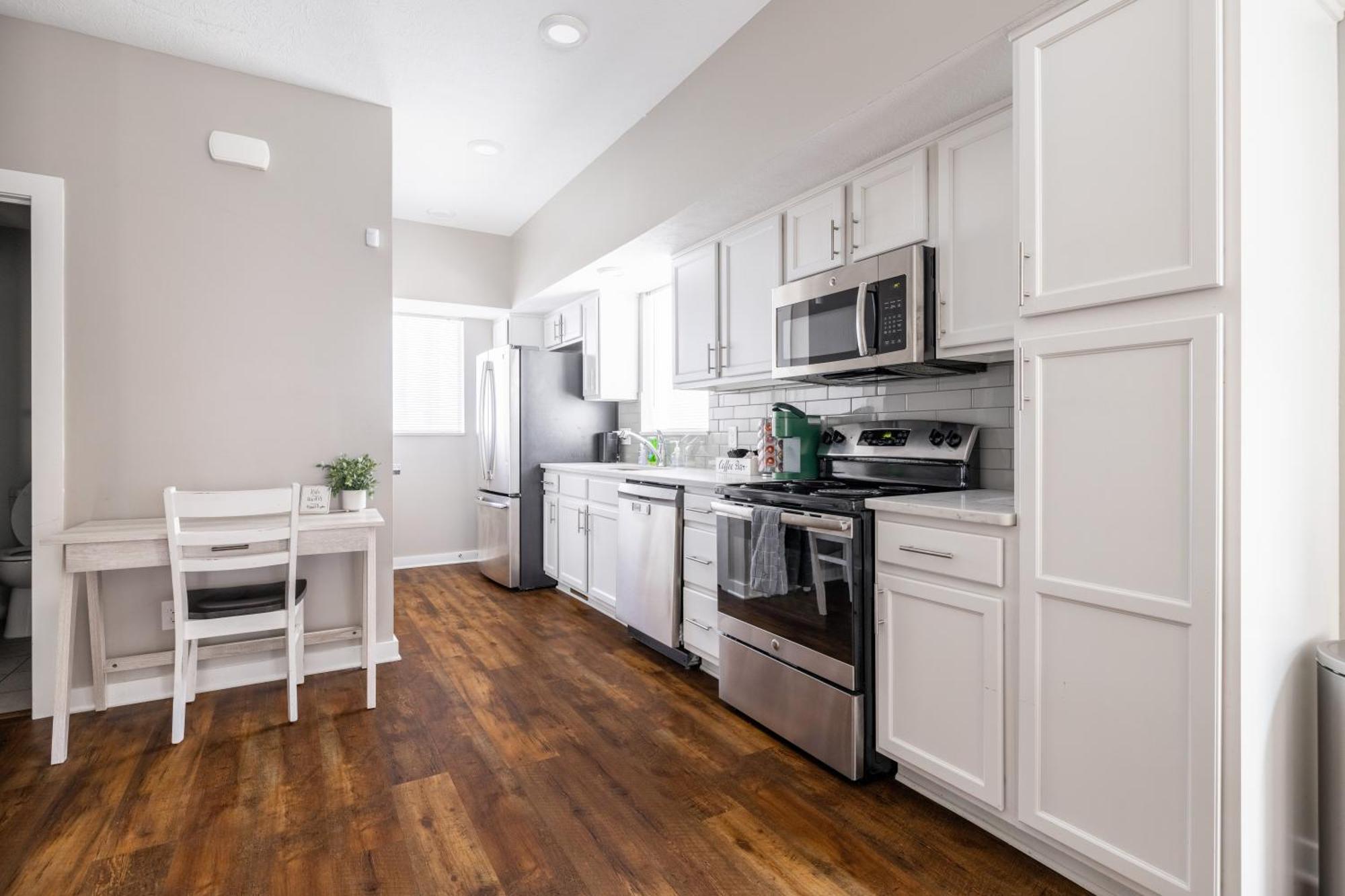 Luxury Downtown Townhome Unit 13 Cleveland Exterior foto
