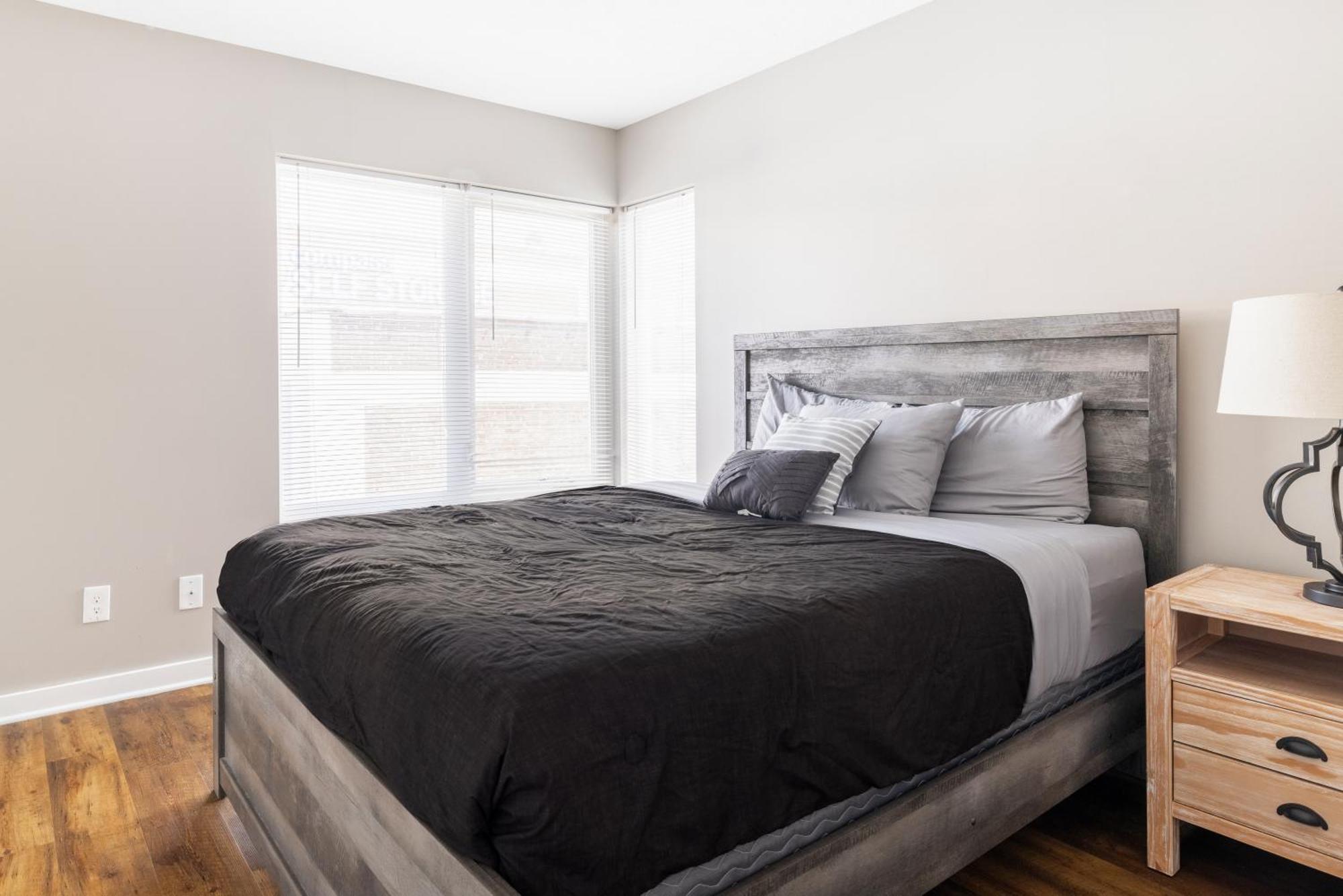 Luxury Downtown Townhome Unit 13 Cleveland Exterior foto